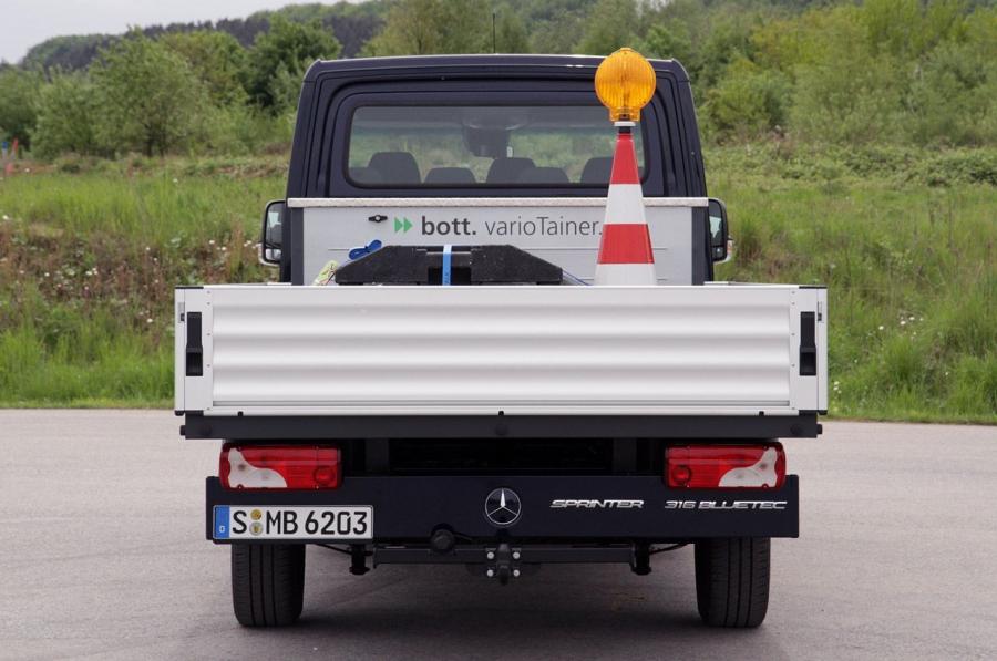  Mercedes-Benz Sprinter 2014 года  (фото 27 из 32)